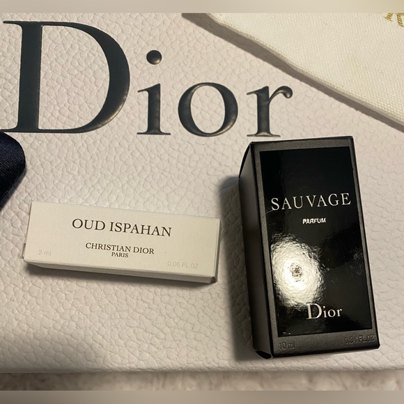 SALE❗️New Authentic Dior Box, Ribbon , Card & Perfume with Pouch❗️ - Picture 3 of 15
